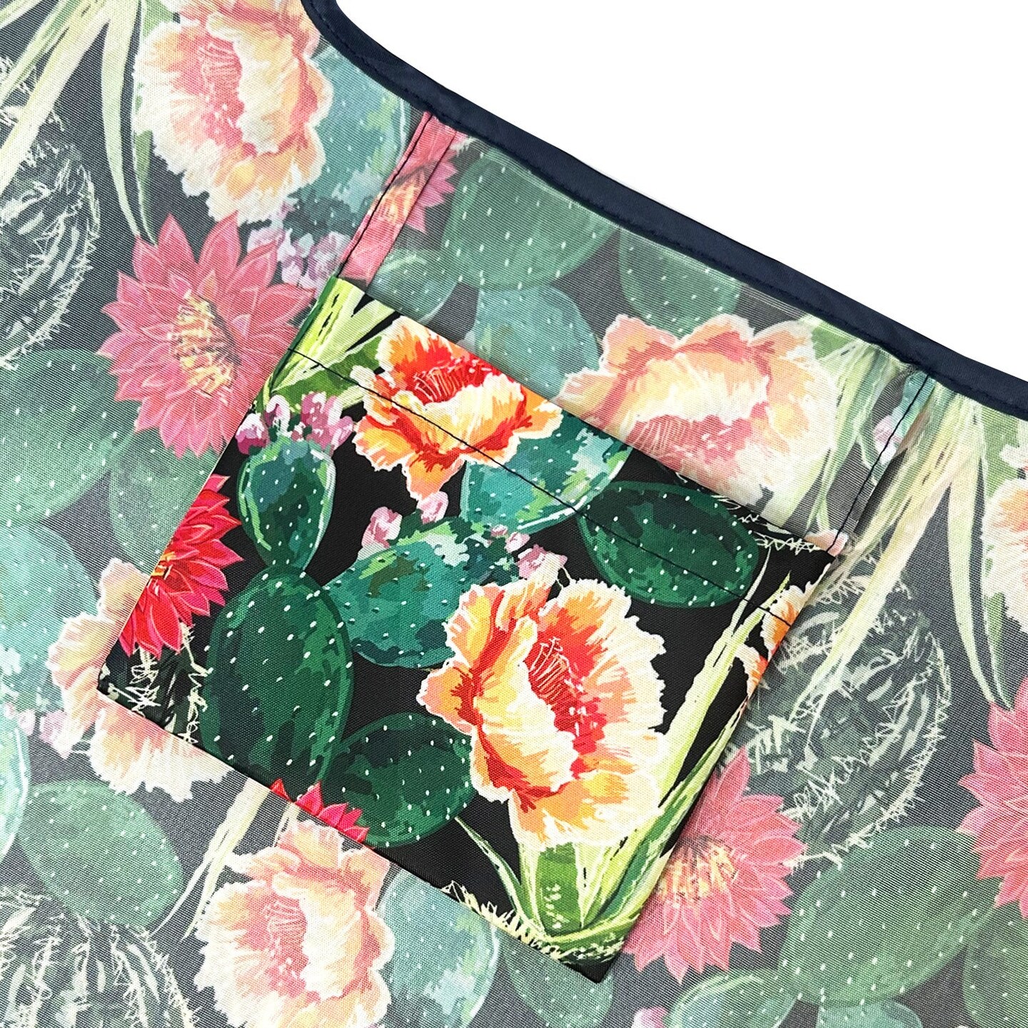 Wrapables Large Foldable Tote Nylon Reusable Grocery Bags, Floral Cactus