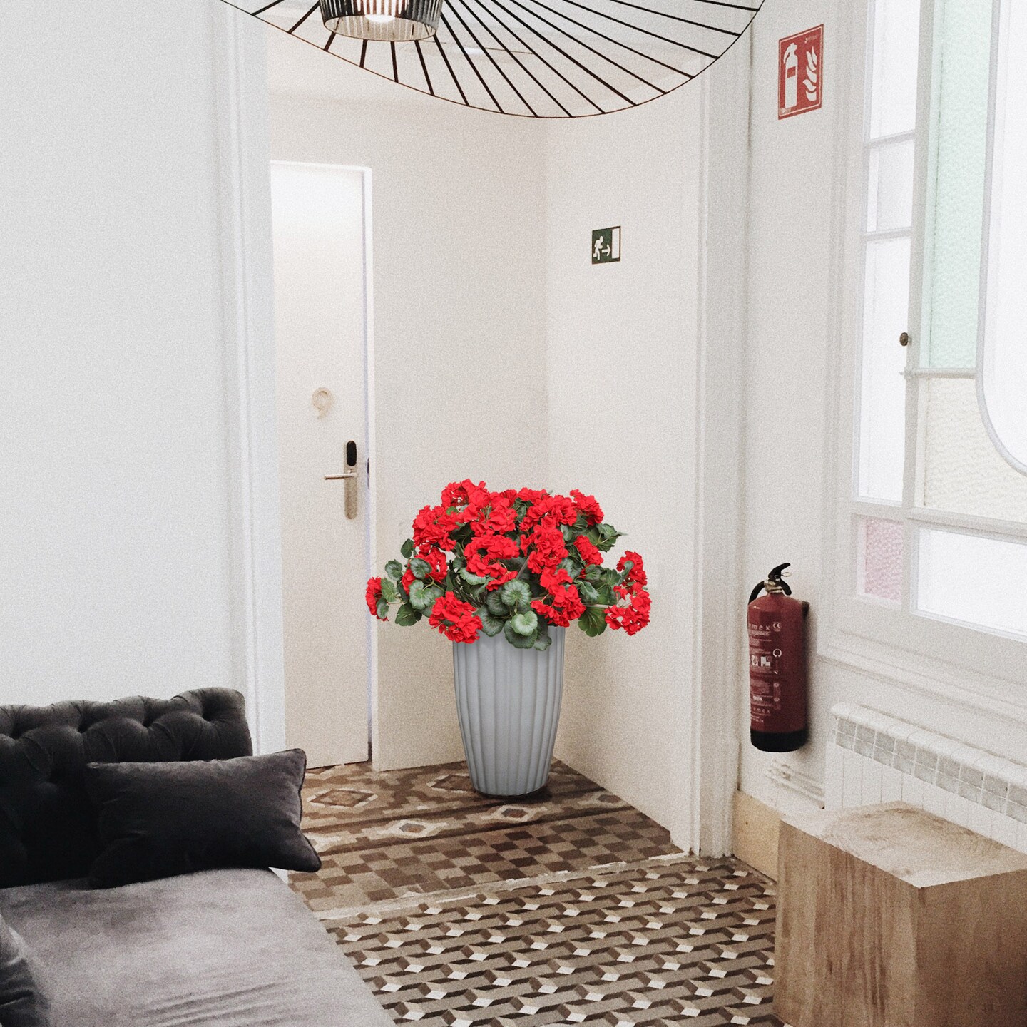 18" Red Geranium Flower Bush - Lifelike Artificial Blooms, Perfect for Home, Garden & Patio Décor - Spring & Summer Accent, Floral Home by Artificial Flowers