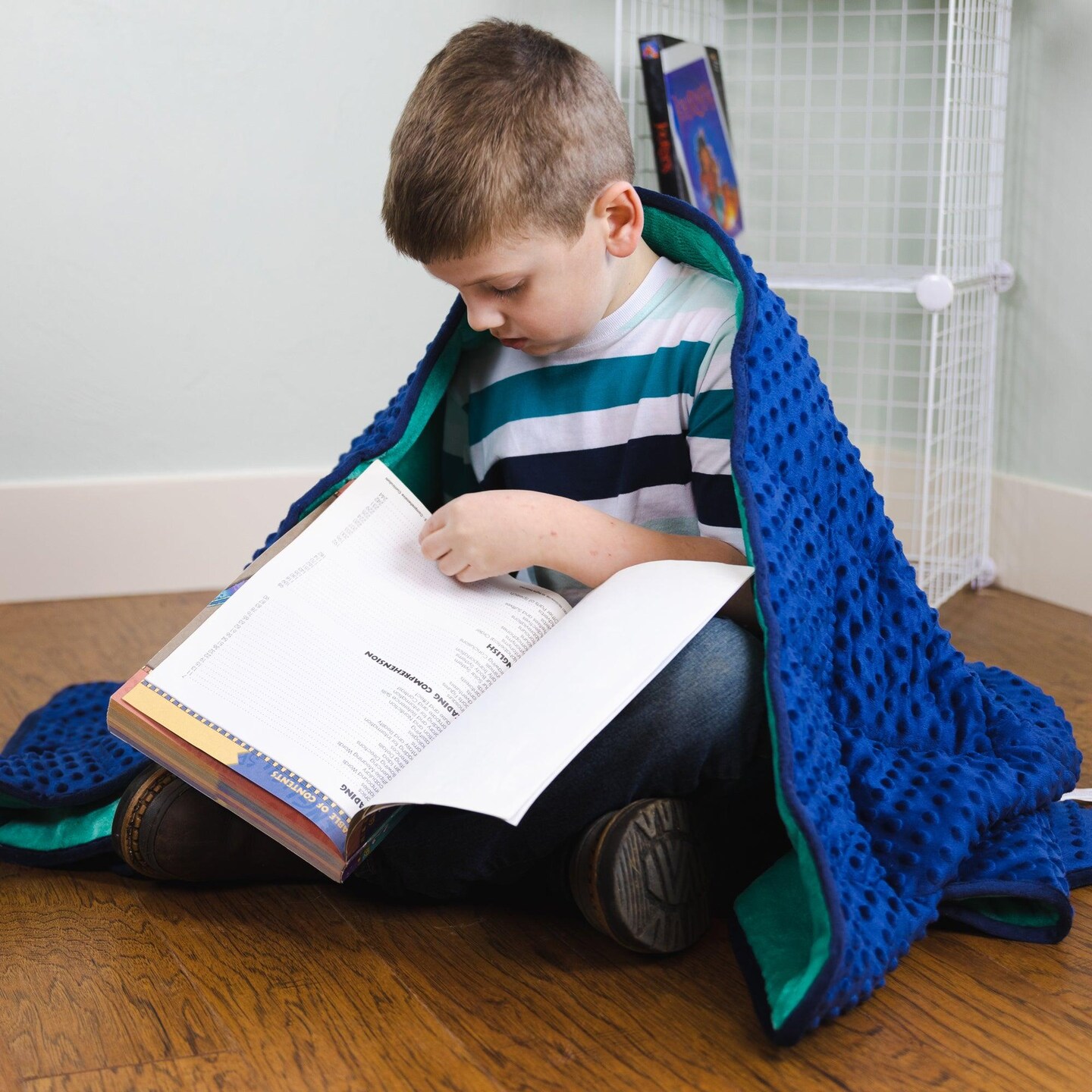 Soft Fleece Weighted 7lb Small Sensory Blanket for Kids, 56&#x22; x 36&#x22;