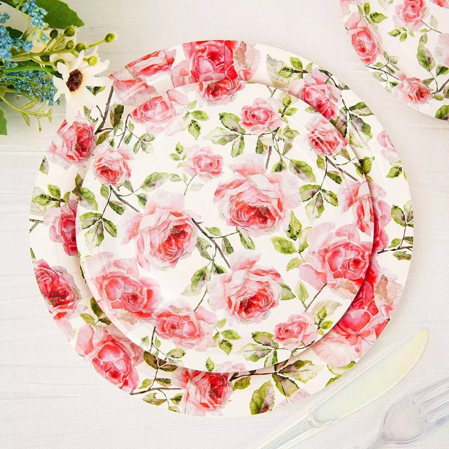 25 WHITE 7&#x22; Round Paper Plates with PINK Rose Flowers Design