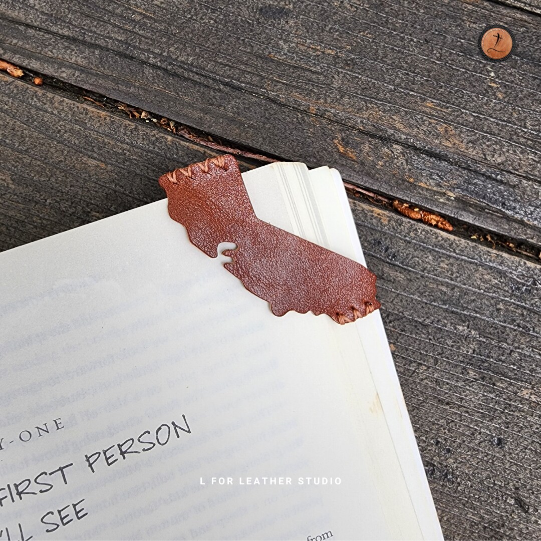 Personalized Initial Leather Corner Bookmark, California Bookmark, Creative Bookmark, Genuine Leather Bookmark,