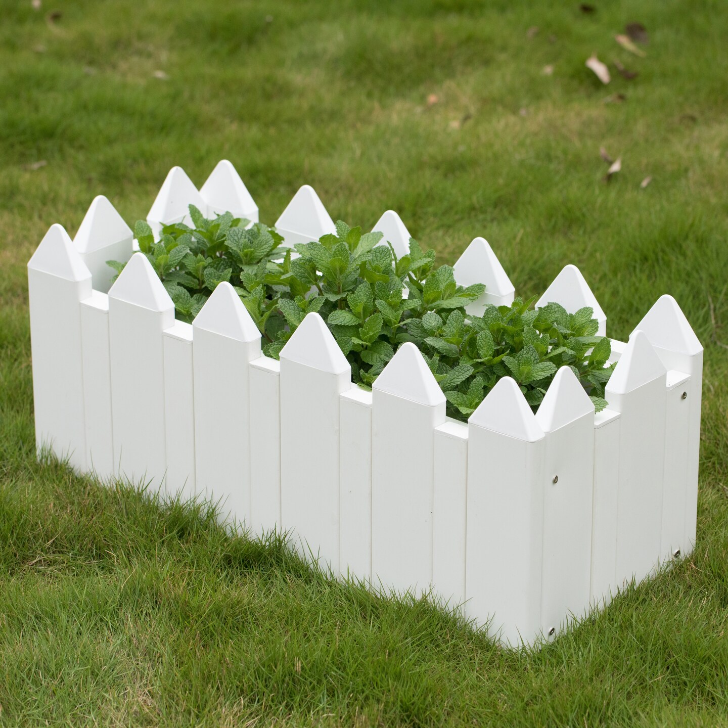 White Vinyl Traditional Fence Design Garden Bed Elevated Screwless Raised Planter Box