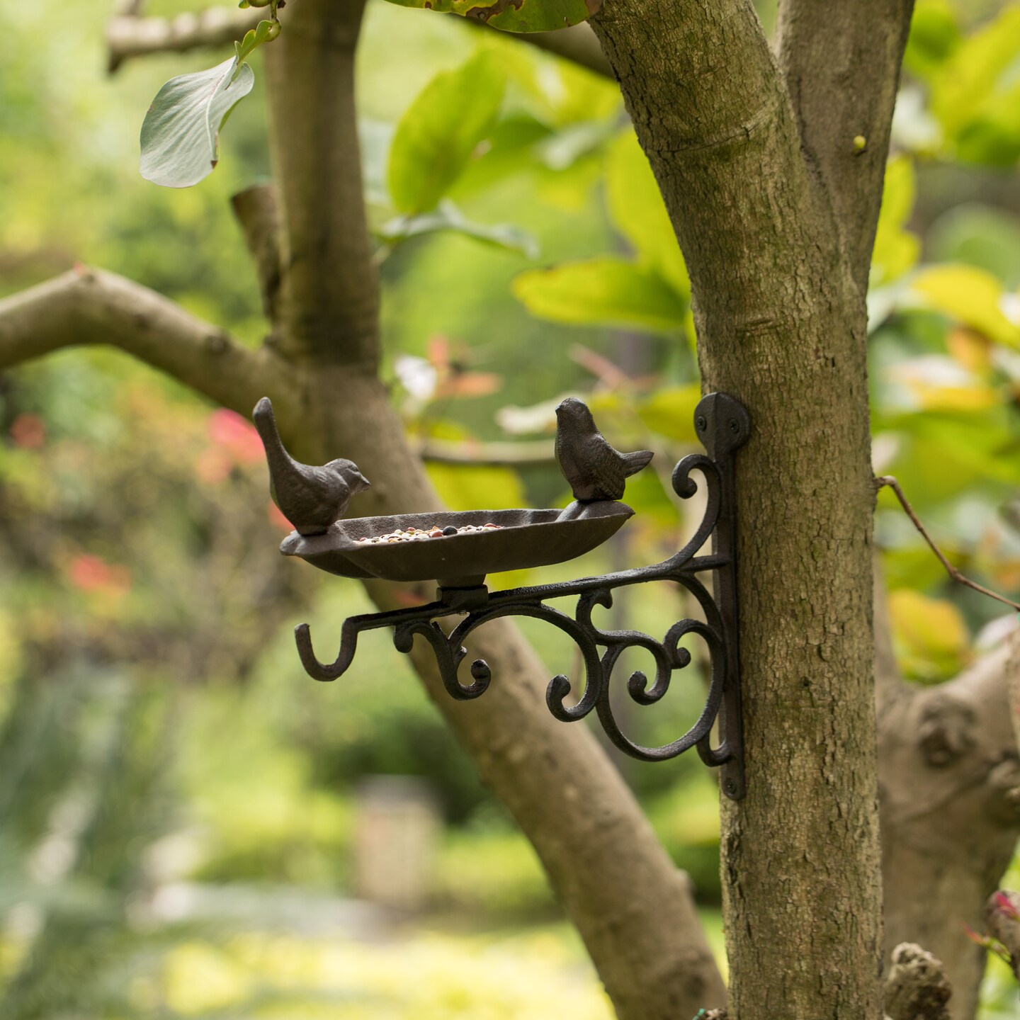 Outdoor Garden Wall Mounted Hanging Iron Bird Bath and Feeder Decor, Bronze