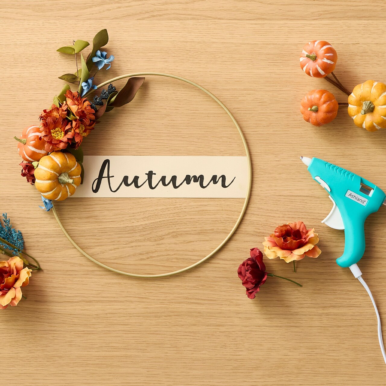 Sunday MakeBreak: Autumn Hoop Wreath