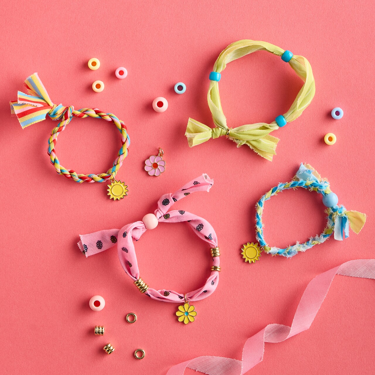 Kids Club: Summer Bracelets