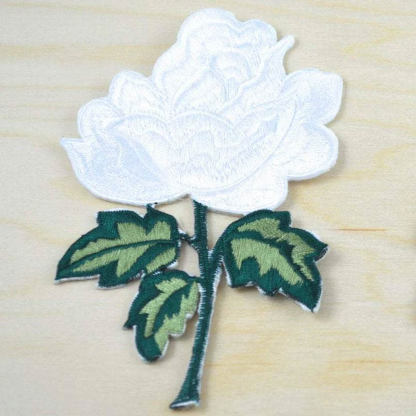 2 Pieces White Rose Embroidery Patch Iron On Floral Applique for Clothing Accessories