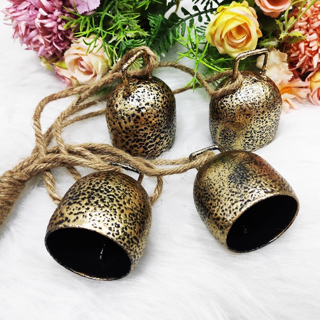 Christmas Bells for Decoration, Gold Vintage Bells, Brass Christmas Bells for Door Garland Christmas Tree - Gifts for Women
