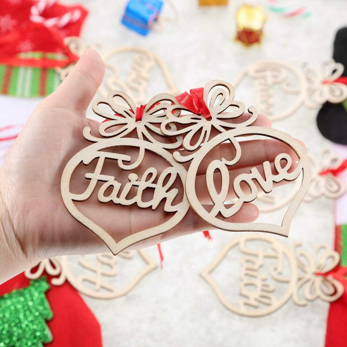 30 Pieces Christmas Wooden Hollow Ornaments Xmas Tree Hanging Tags Crafts Pendant Decor Christmas Holiday Wedding Decorations
