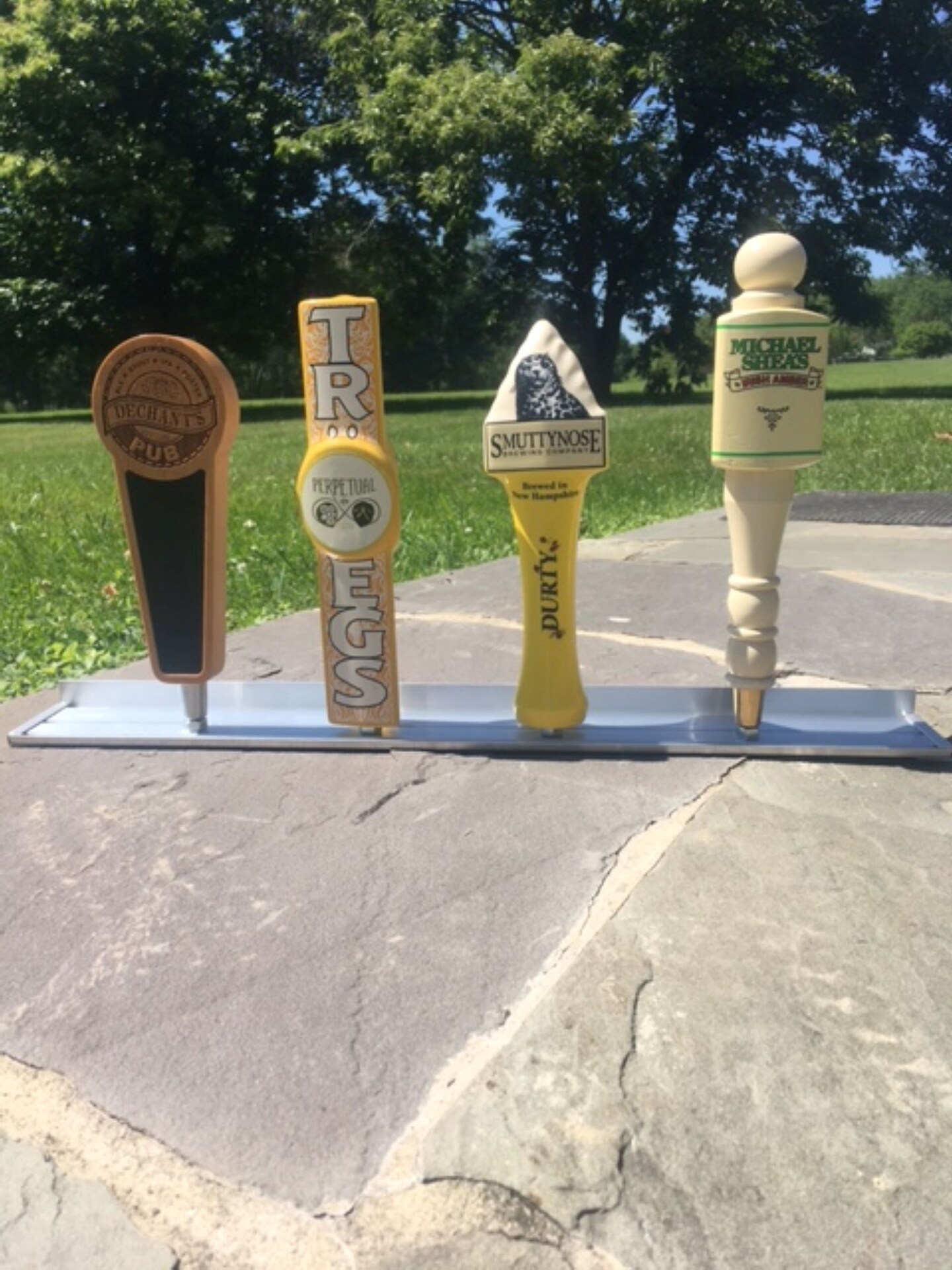 Tap handle display shelf selling