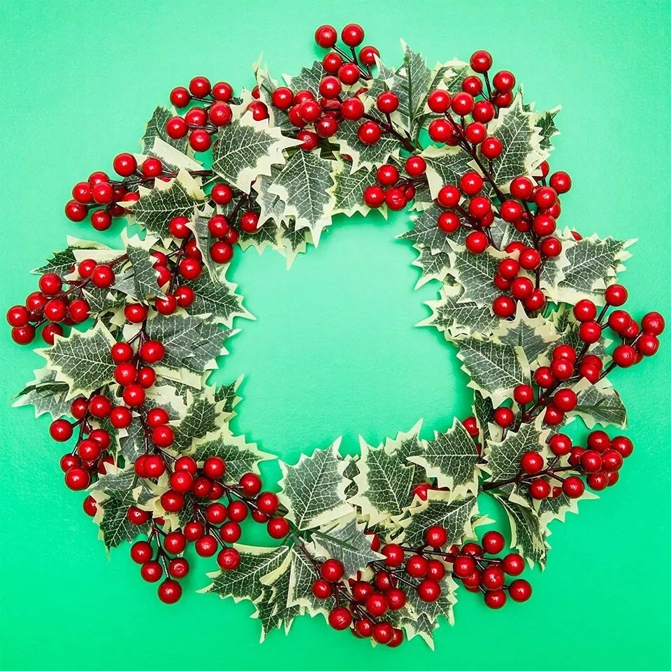 Christmas Wreaths for Front Door Holly Berries Winter Holiday Home Décor 15.7”