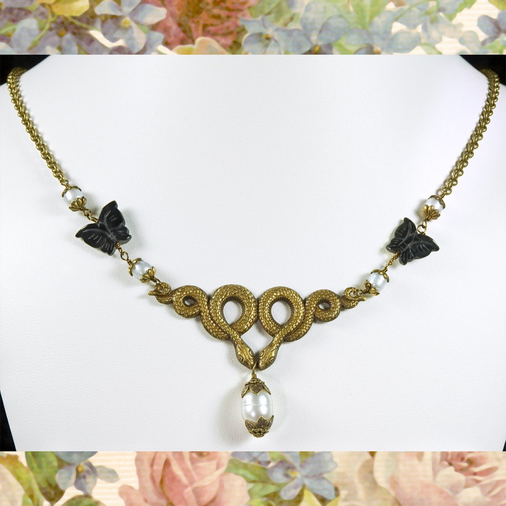 Black Plated Brass Finish Double Snake Centerpiece Pendant Stamping - BB-P24