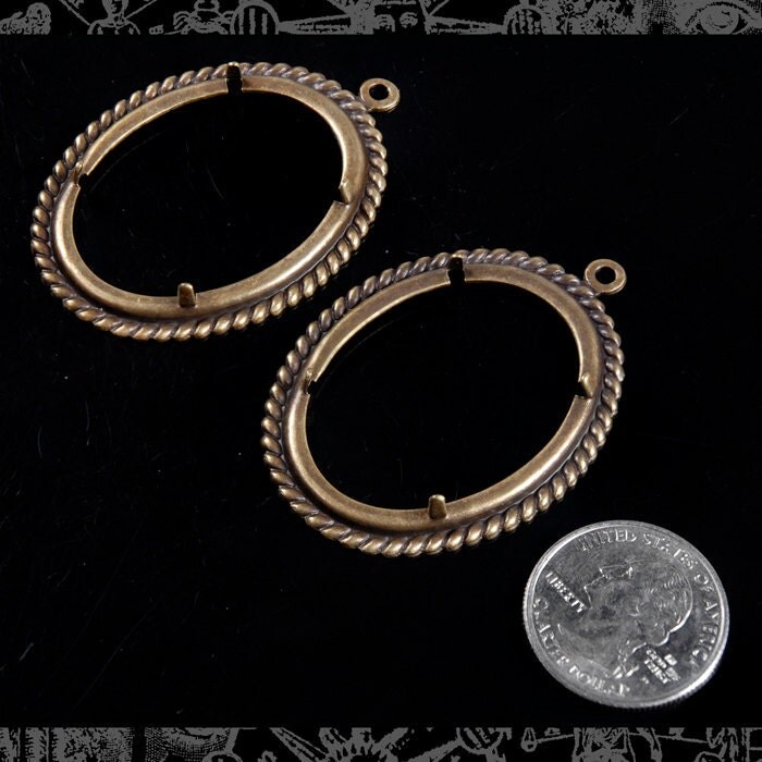 Antiqued Brass 30mm x 40mm Twisted Rope Cameo Frames with Prongs - Set of Two - AB-F25