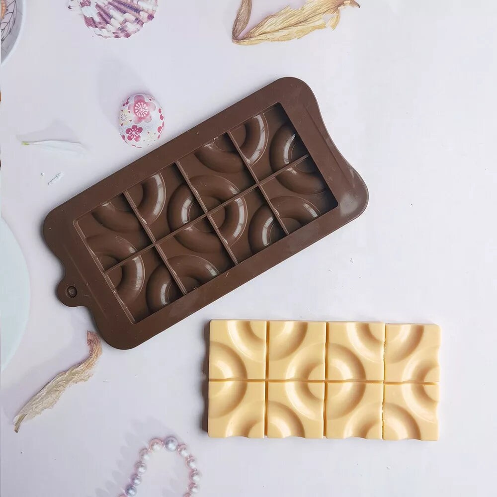 Chocolate Bar - Squares &#x26; Circles