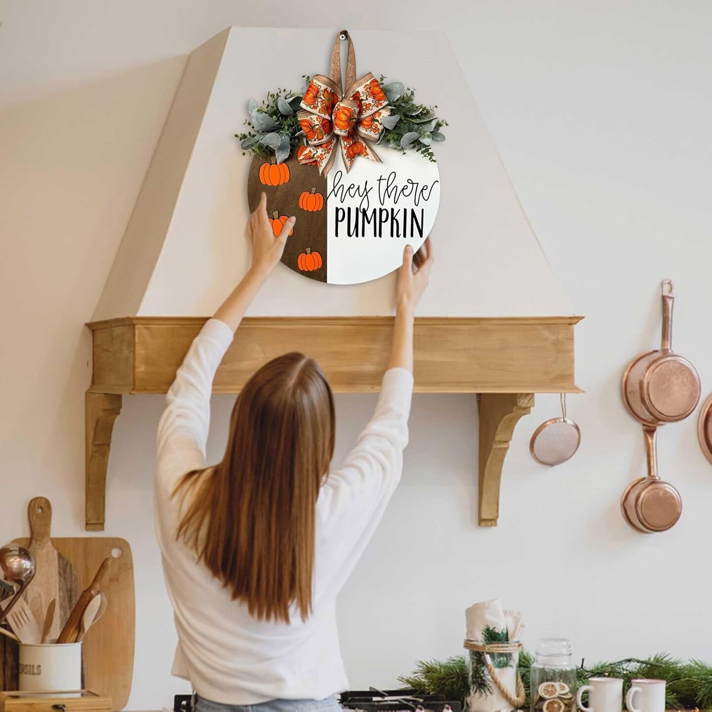 “Hey There Pumpkin” Welcome Sign – 12” Rustic Fall Hanging Door Decor, Wooden Autumn Front Porch Sign with Buffalo Bow & Greenery, Farmhouse Welcome Decoration for Home, Office, Garden & Seasonal Events