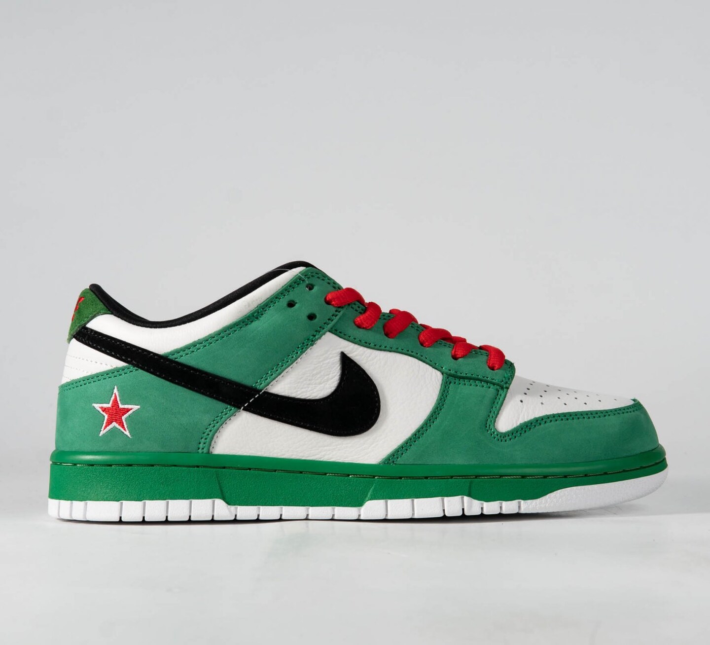 ◾️NIKE DUNK LOW PRO SB 【 ハイネケン 】Heineken◾️ Nike SB Dunk Low Pro 