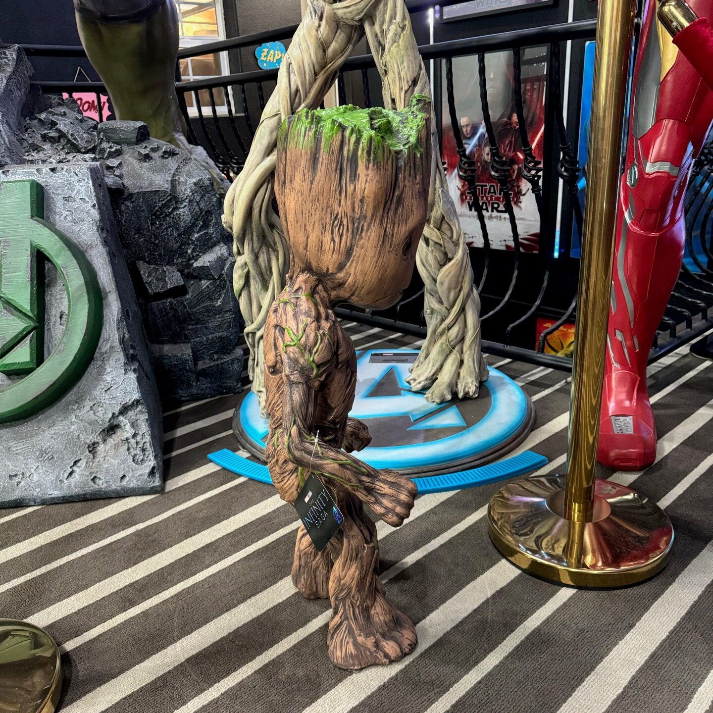 Guardians of the Galaxy Vol. 2 Foam Figure Groot Statue NECA