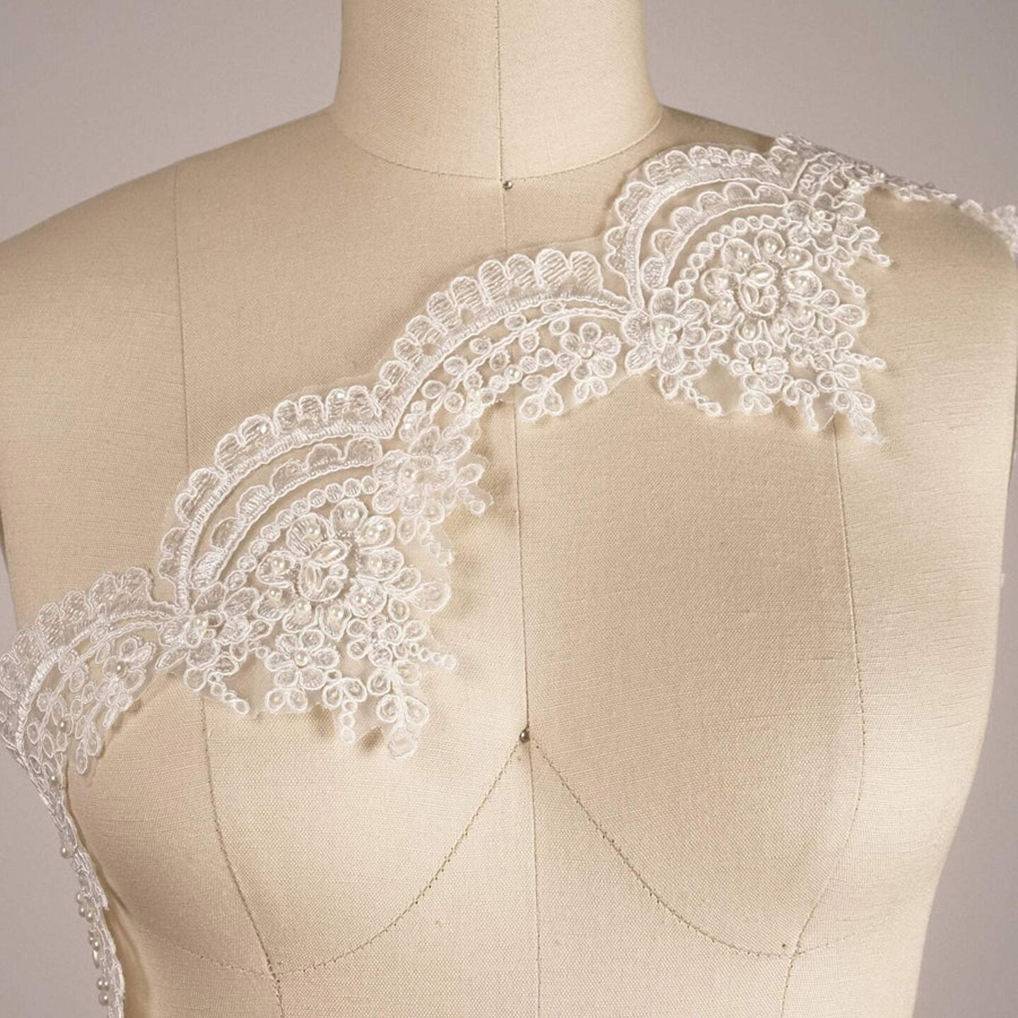 1 Yard Ivory Beaded Scalloped Bridal Lace Trim with Corded Embroidery and Sequins