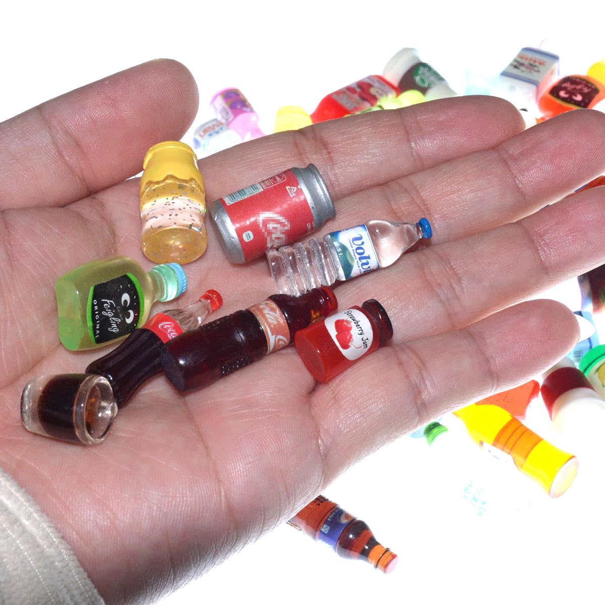 20 Pieces Miniature Food Drink Bottles Pretend Play Kitchen Game Party Toys (10 Bottles + 10 Foods&#xFF08;Random&#xFF09;)