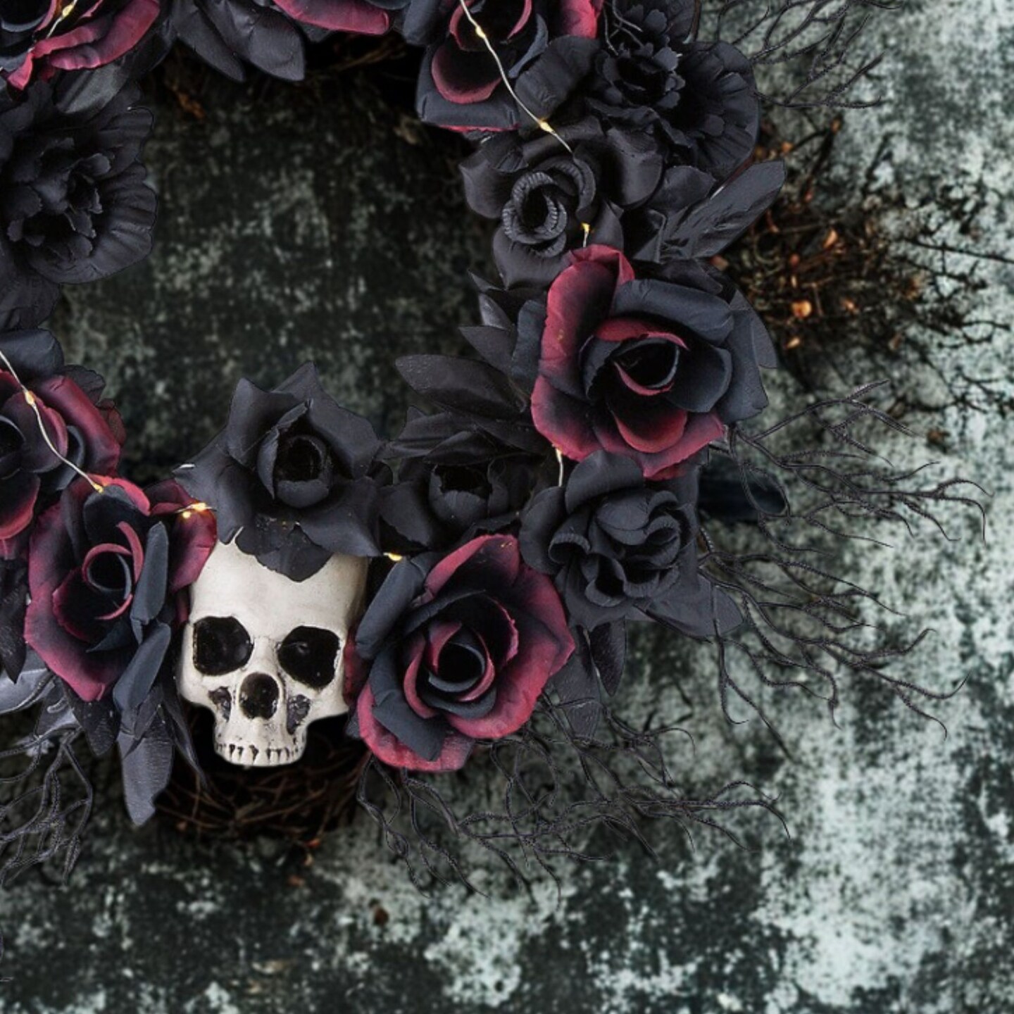 Haunted Skull and Dark Roses Halloween Wreath with Lights 23 1/2 Inches