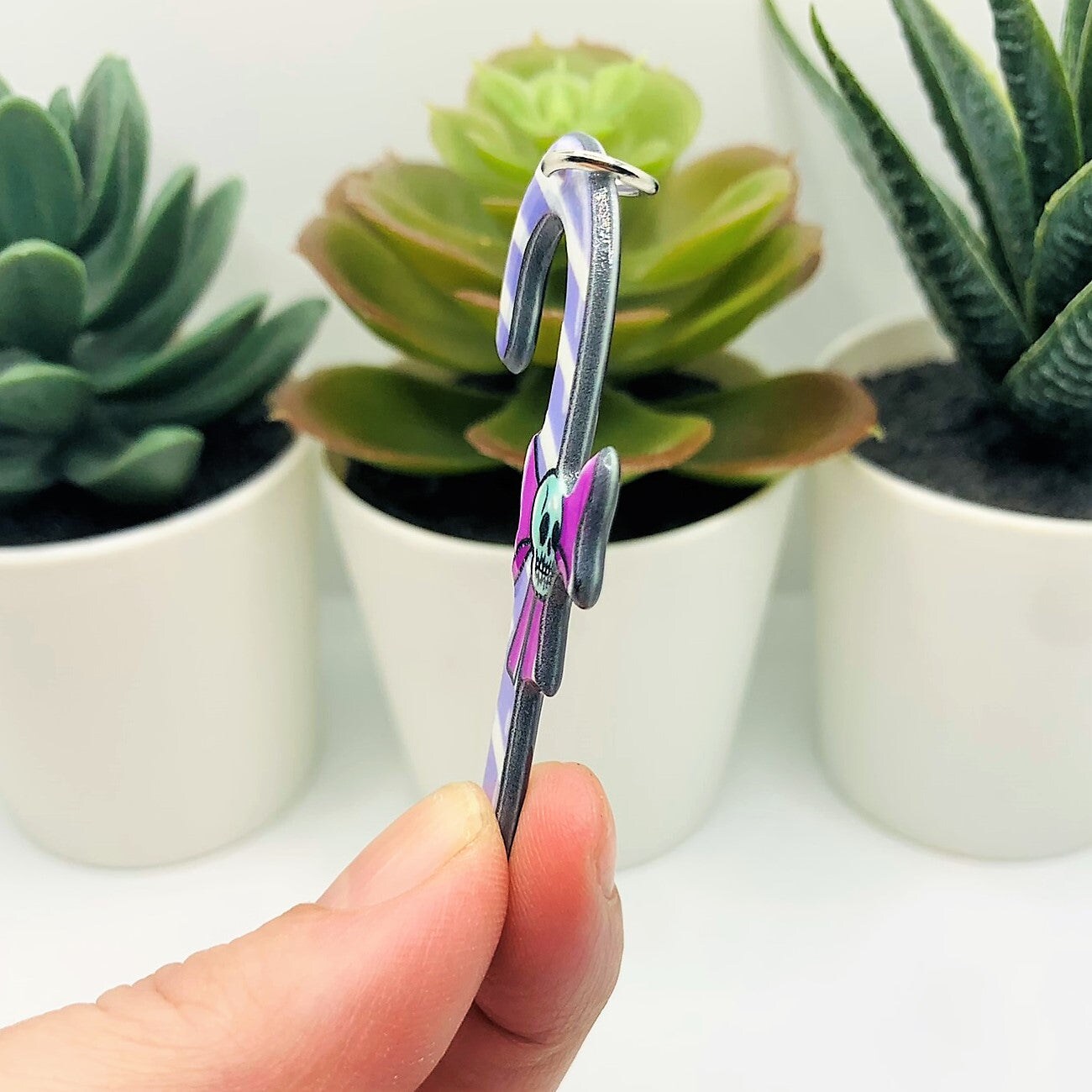 Creepy Christmas Candy Cane with Skull Charms, 58x29mm