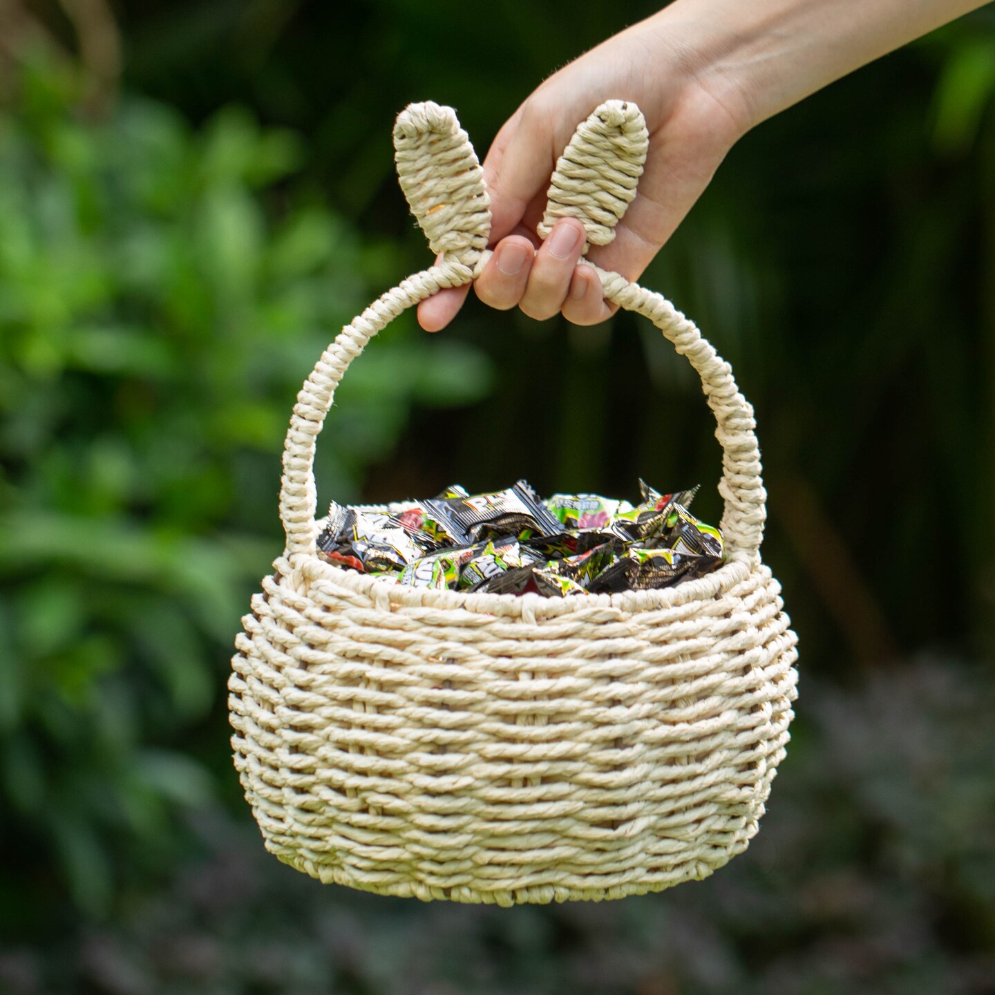 Wickerwise Hand-Woven Easter Bunny Ear Basket with Handle &#x2013; Multi-Purpose Paper Rope Wicker Basket for Easter Egg Hunts, Picnics, Flower Arrangements, Food Storage, Party, and Home Decor