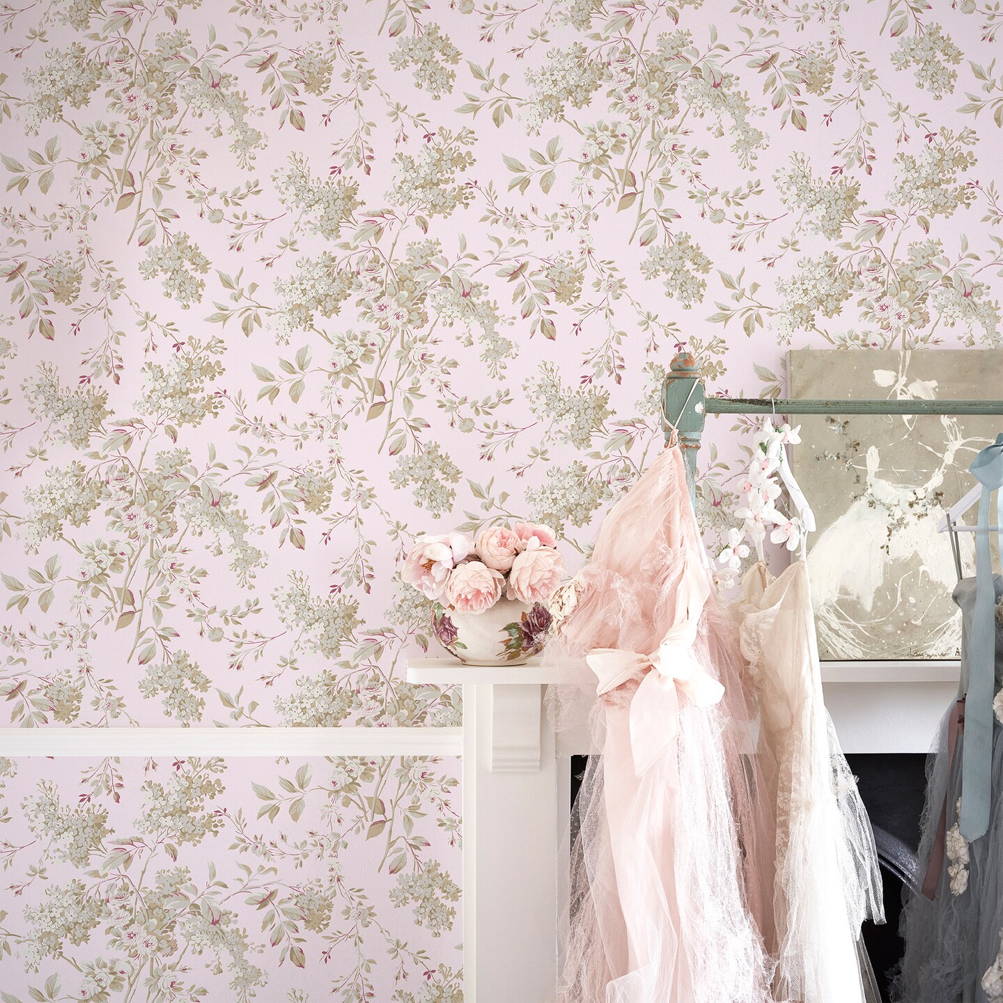 Rachel Ashwell Chelsea Pink Wallpaper