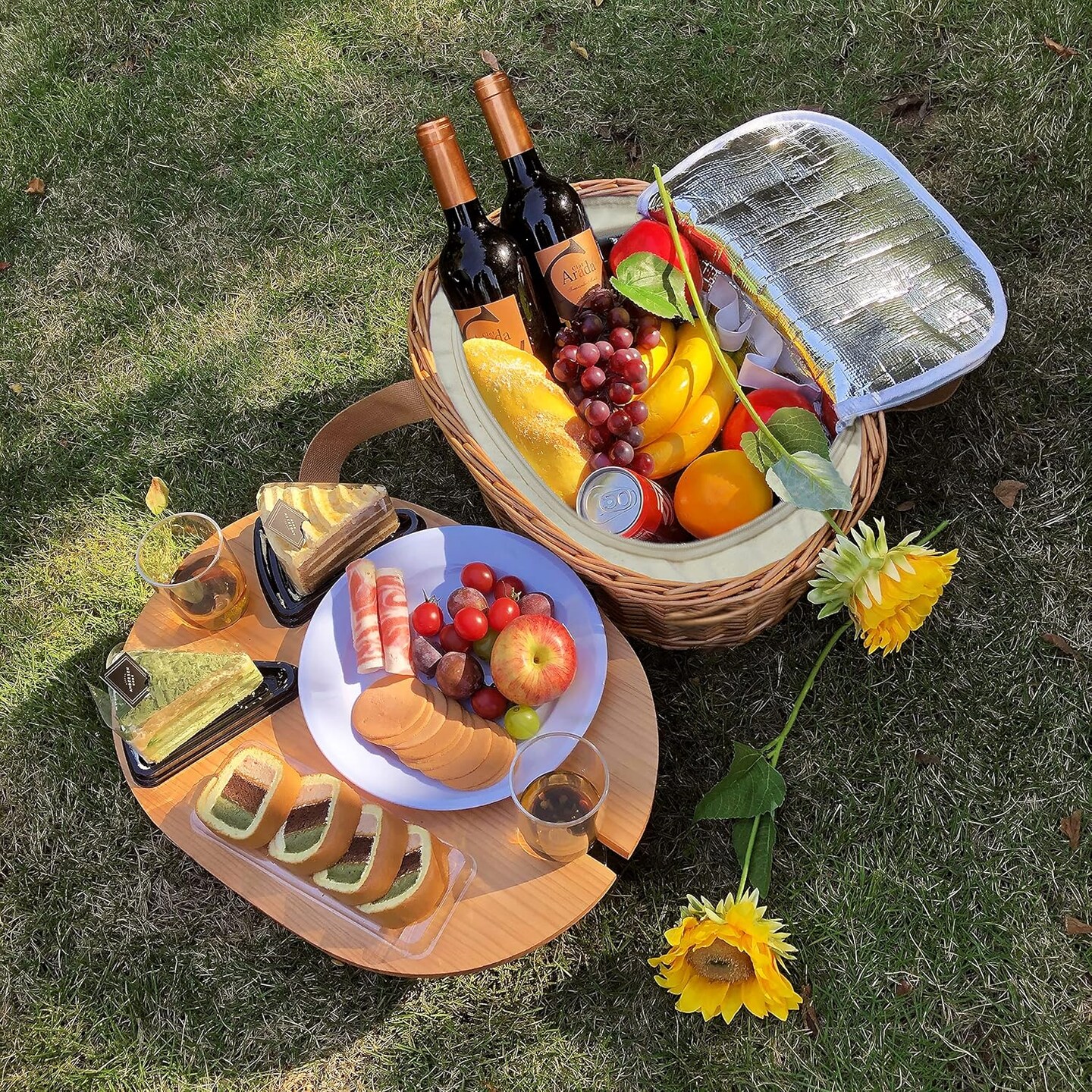 Wicker Picnic Basket Set for 4 with Mini Folding Wine Picnic Table &#x26; Large Insulated Cooler Bag &#x26; Cutlery Service Kits for 4 Person, Couples Gifts, Wedding Gifts (Y2209-4-CM)