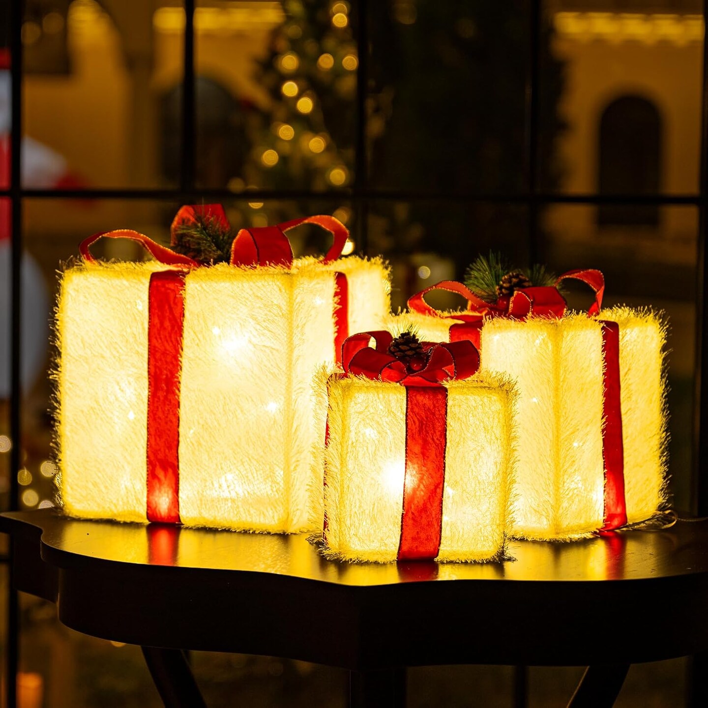 Christmas Lighted Gift Boxes 3 Pack,Pre-lit 60 LED Light Up Present Boxes Christmas Outdoor Decorations for Indoor Porch Patio Yard Tree Holiday Party(Warm White)