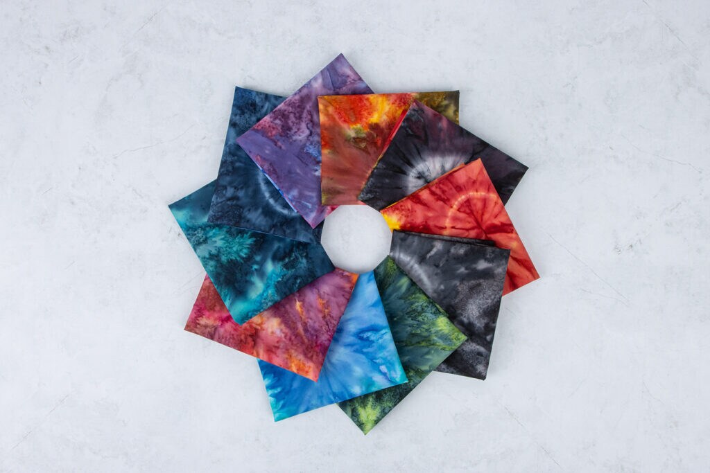 Express Yourself! Contemporary Twist Fat Quarter Bundle