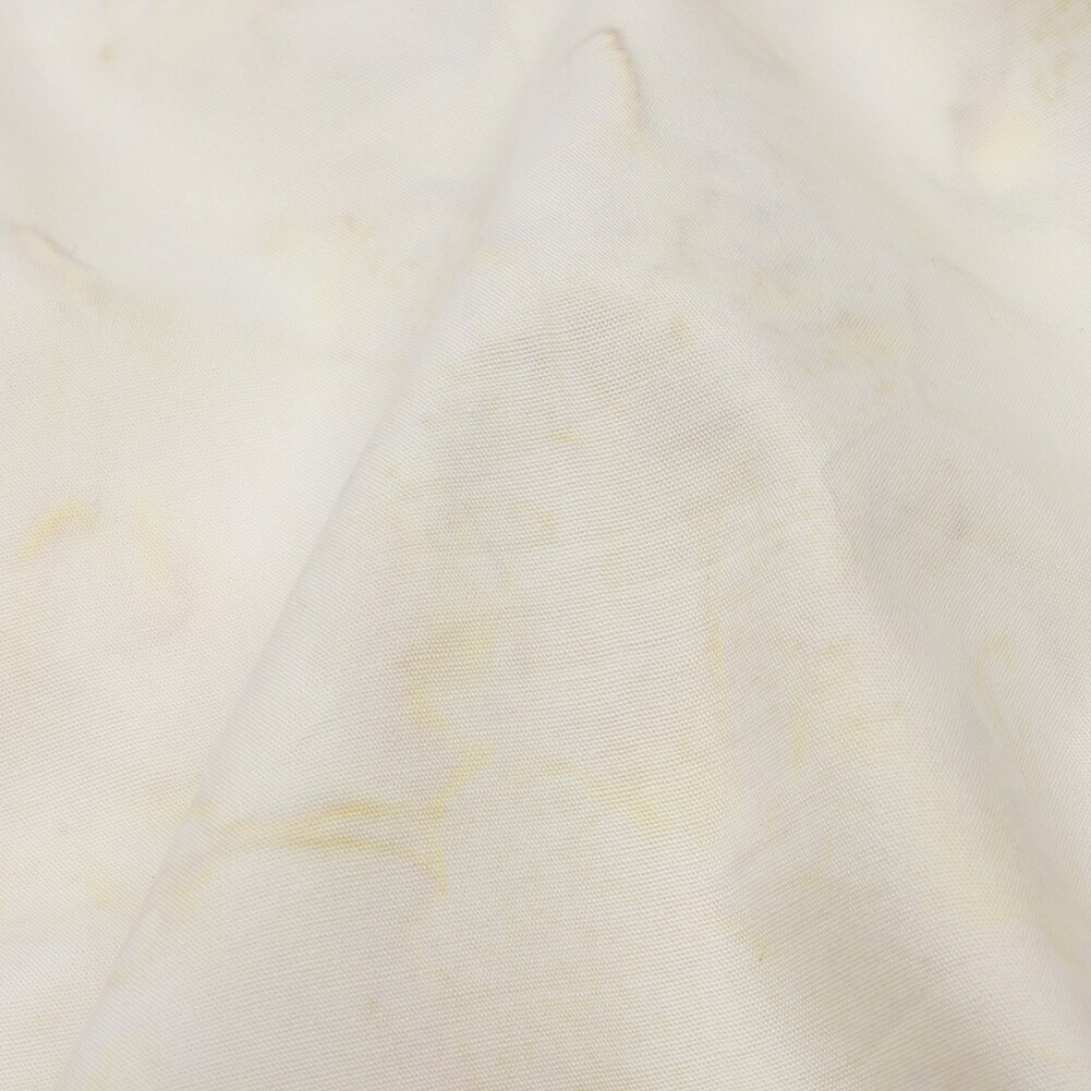 1 Yard Island Batiks Foundation Basics Cream Abstract Quilting Cotton Fabric