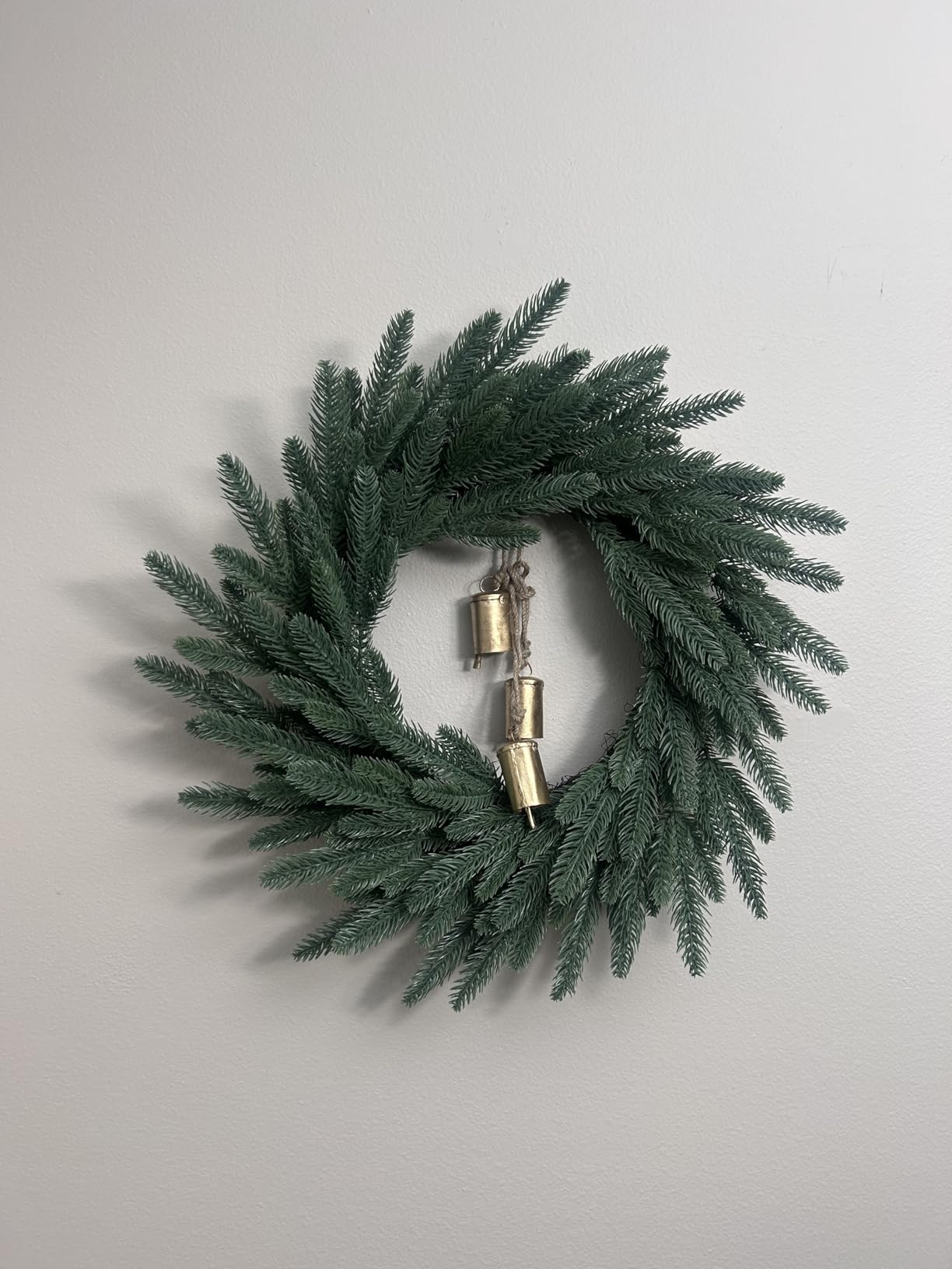 30Pcs Artificial Pine Needle Picks – Faux Pine Branches for DIY Wreaths, Centerpieces, and Holiday Decor