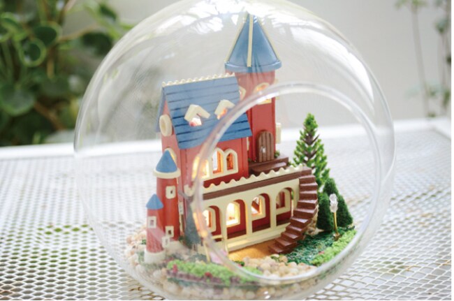 Miniature Wizardi Roombox Kit - Alice Wonderland Dollhouse Kit