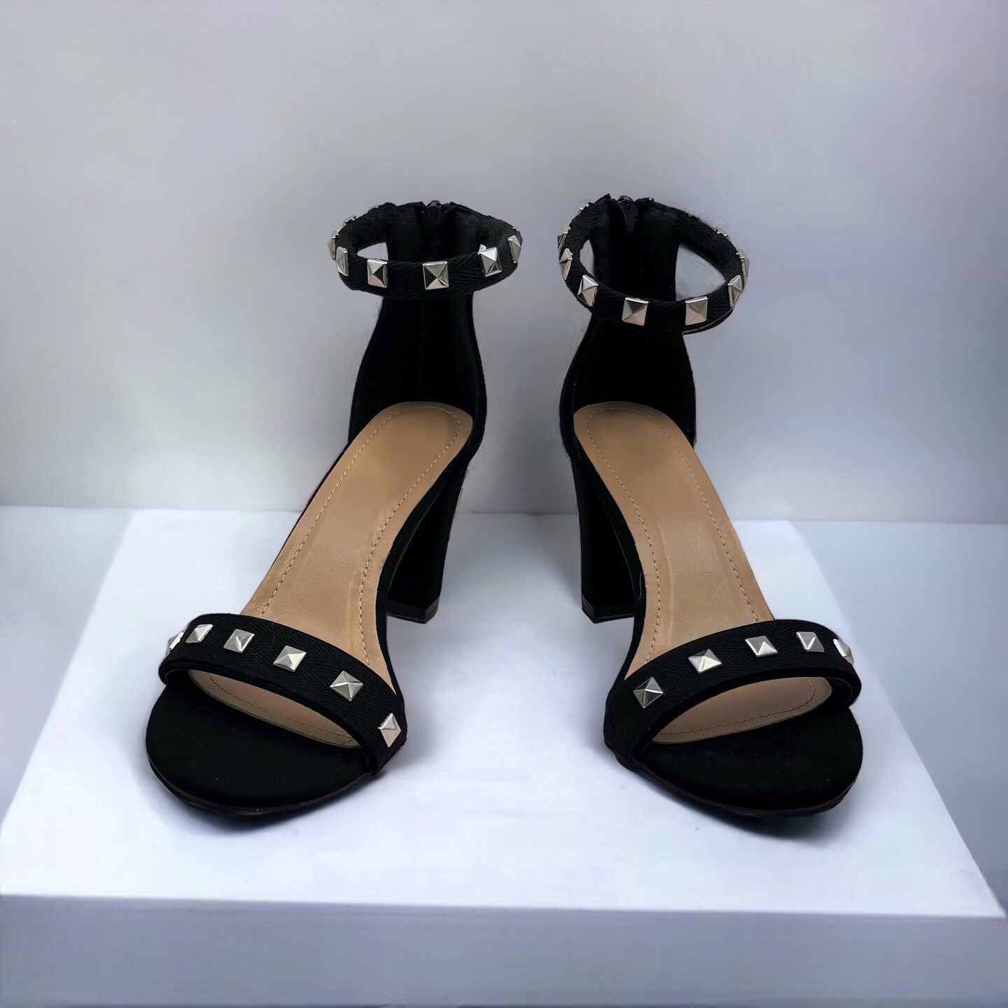 10 Yards of Arabella 3/4" Wide Silver Square Studded Tape Trim | 10 yard cut