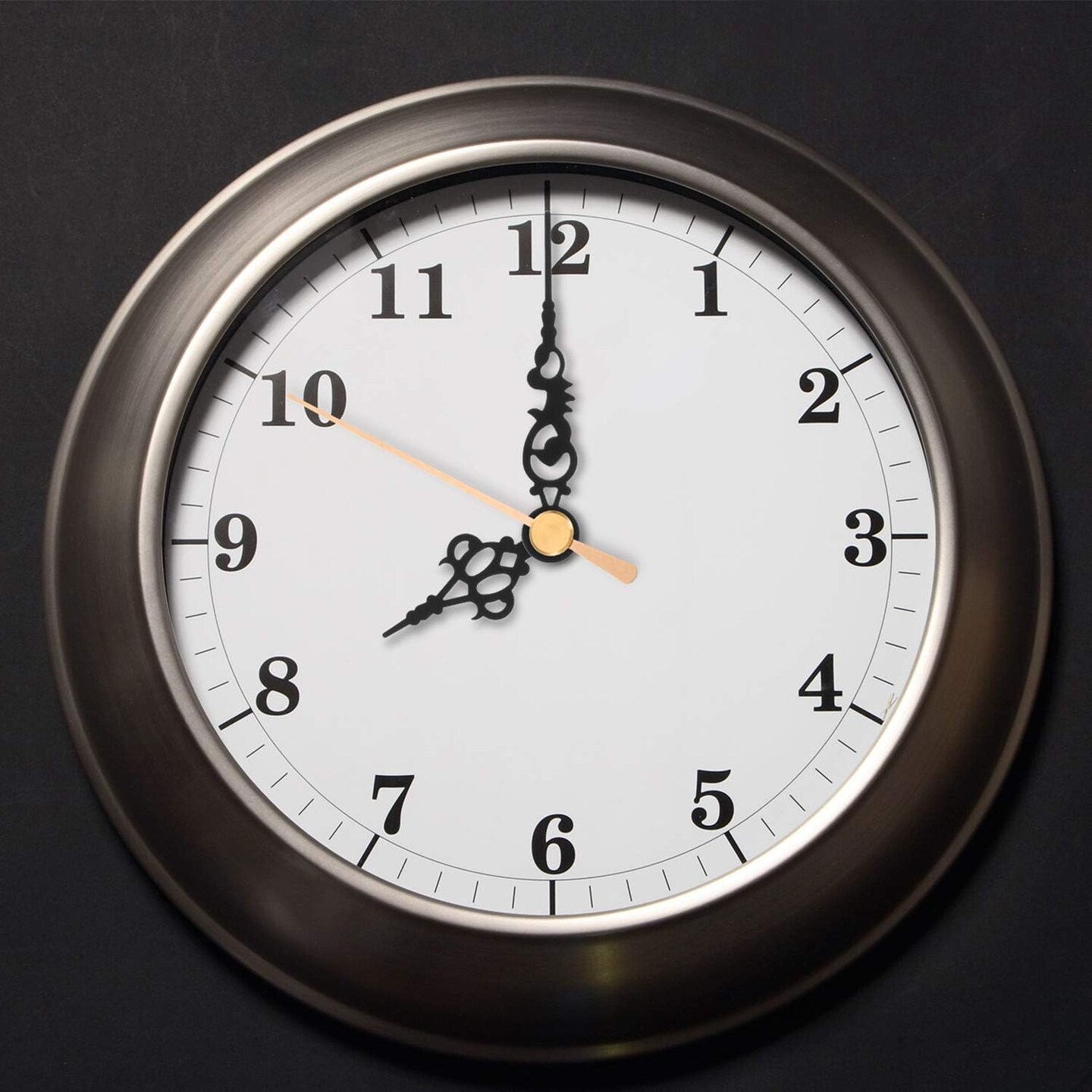Battery Operated Clock Movement Mechanism DIY Replacement Replacement with 2 Pairs of Short Needles (Shaft Length 4/5 Inch/20mm)