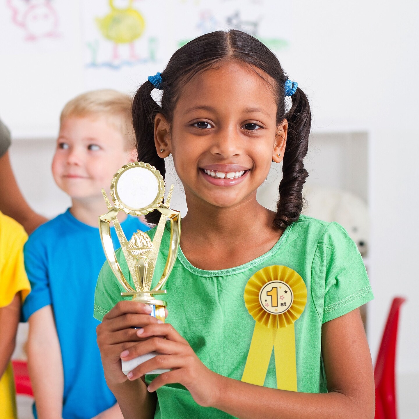 24-Pack Award Ribbons, 1st, 2nd, and 3rd Place Recognition Awards, Rosette Victory Ribbons for Sports Event, Spelling Bees, School Science Fairs, Talent Shows Contest (Gold, Silver, Bronze)