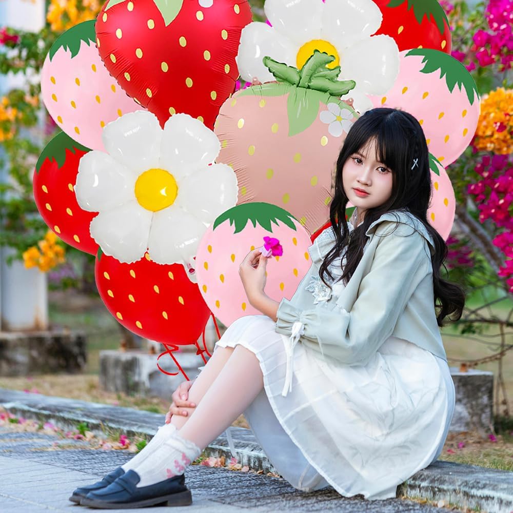 Daisy Berry latex Foil Balloon(Strawberry+daisy)7 x 4.7 x 0.2 inches