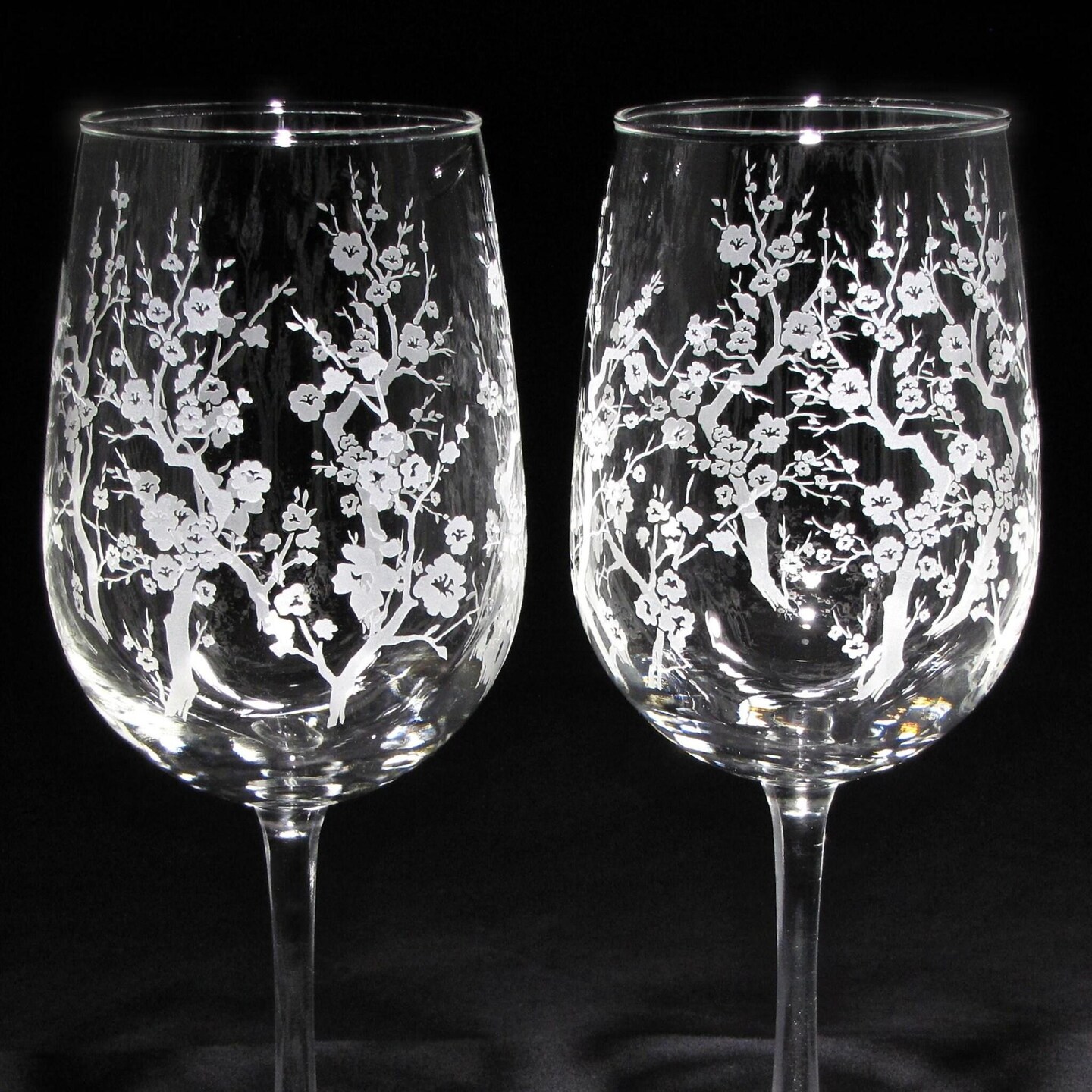 wine glasses for a wedding Personalized Champagne Flutes main image 1