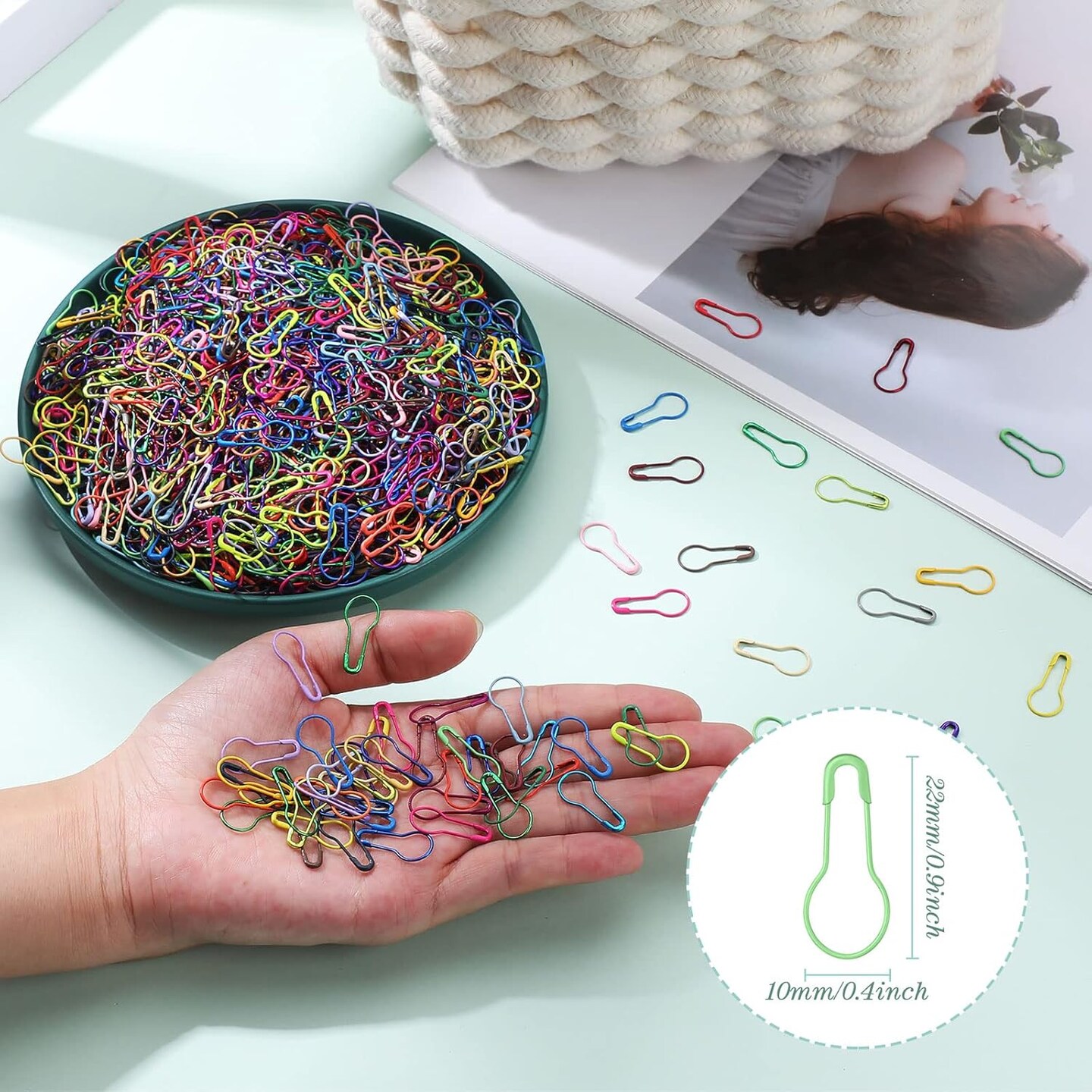 500 Pcs Calabash Crochet Stitch Markers Bulb Safety Pins Crocheting Assorted Pear Shaped Metal Knitting Pins for Sewing Clothing DIY Craft Making, 0.9 x 0.4 Inches(Multicolor)