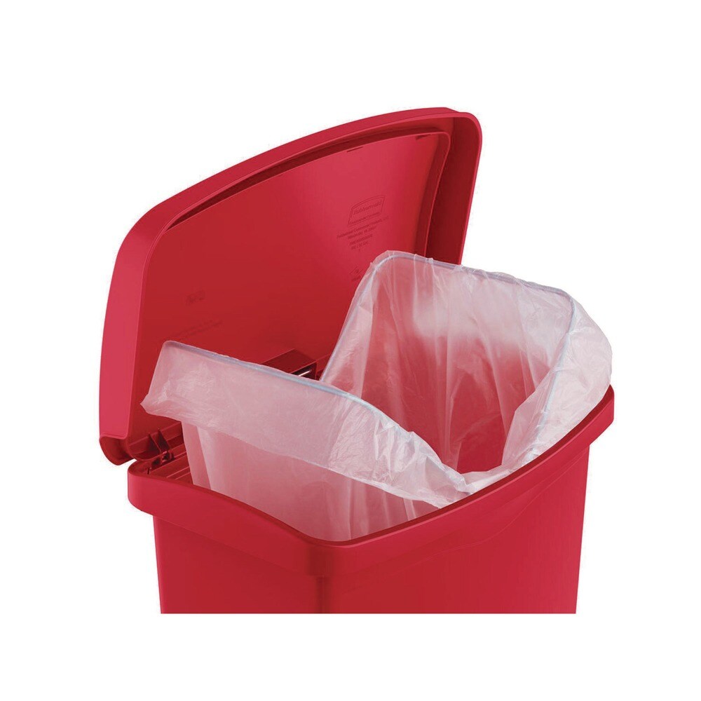 Rubbermaid Commercial Streamline 18-Gallon Front Step Style Resin Step-On Container - Red