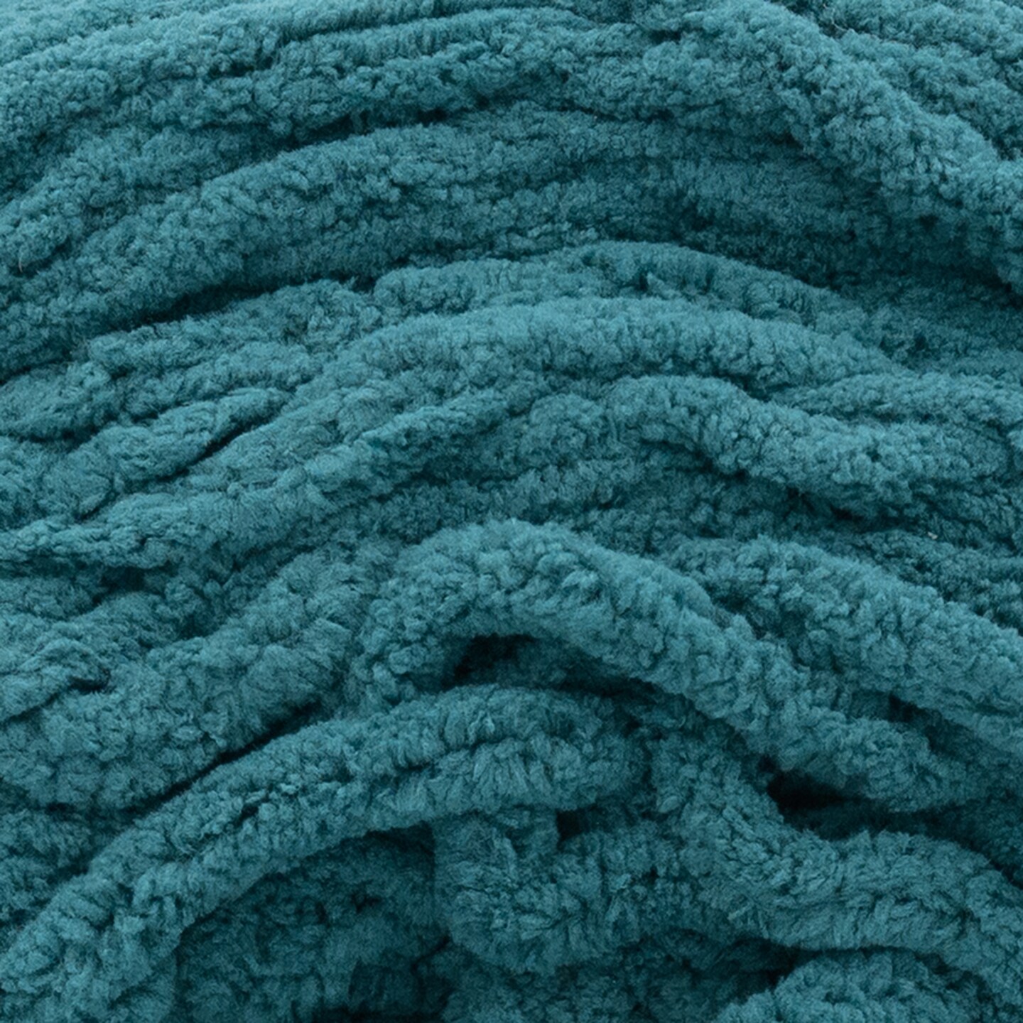 Lion Brand Yarn Cover Story Lagoon Super Bulky Polyester Blue Yarn 1 Cake
