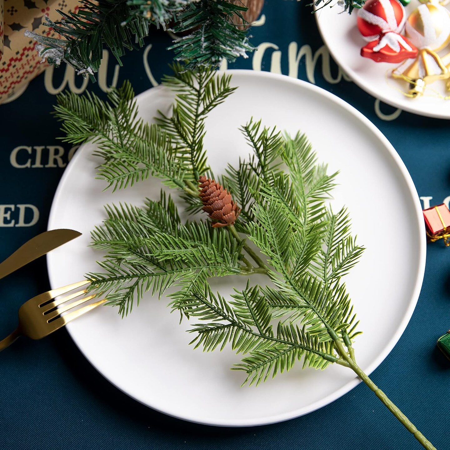Large Artificial Pine Needles Branches (Green)