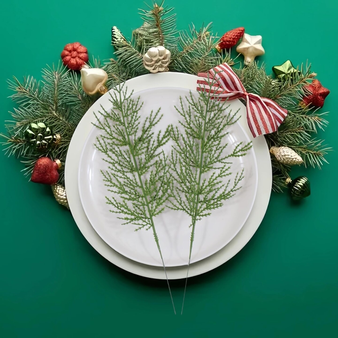 Christmas Greenery Stems (&#x9;Green)