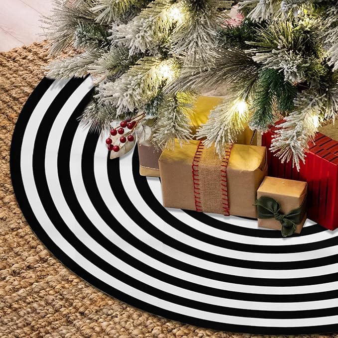 Black and White Christmas Tree Skirt, Rustic Farmhouse Christmas Decorations Ornaments, 36 Inch Tree Skirt Mat Decor for Merry Xmas Holiday