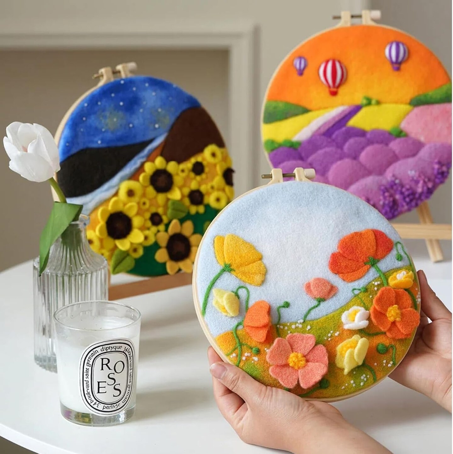 DIY Wool Needle Felt Starter Kit, Beginner Needle Felt Kit with Wool Felt Bag, Felts Needles, Photo Frame, Foam Mat, Felts Cloth and Instructions for Home Decor, Art Crafts (K4)