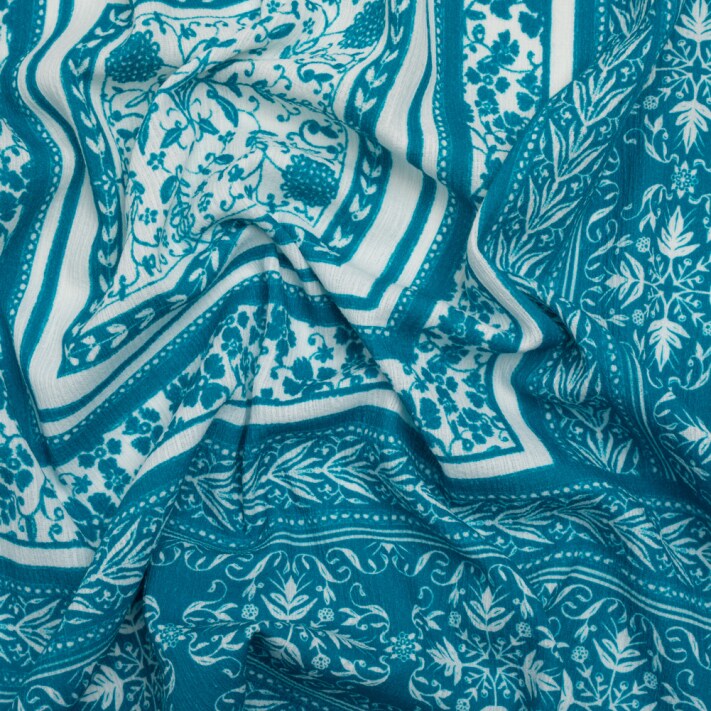 1 Panel Blue and White Floral Cotton Woven Wishing Well Slubbed Fabric