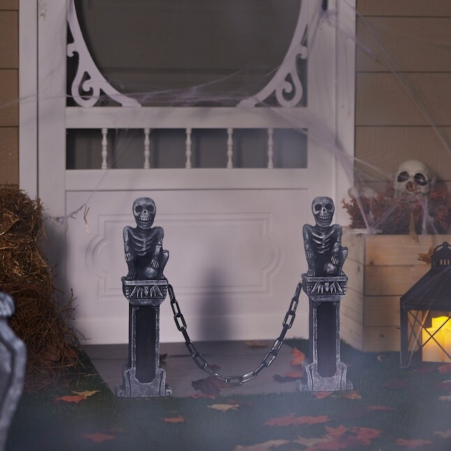 20 Inch Skeleton Fence Halloween Decoration