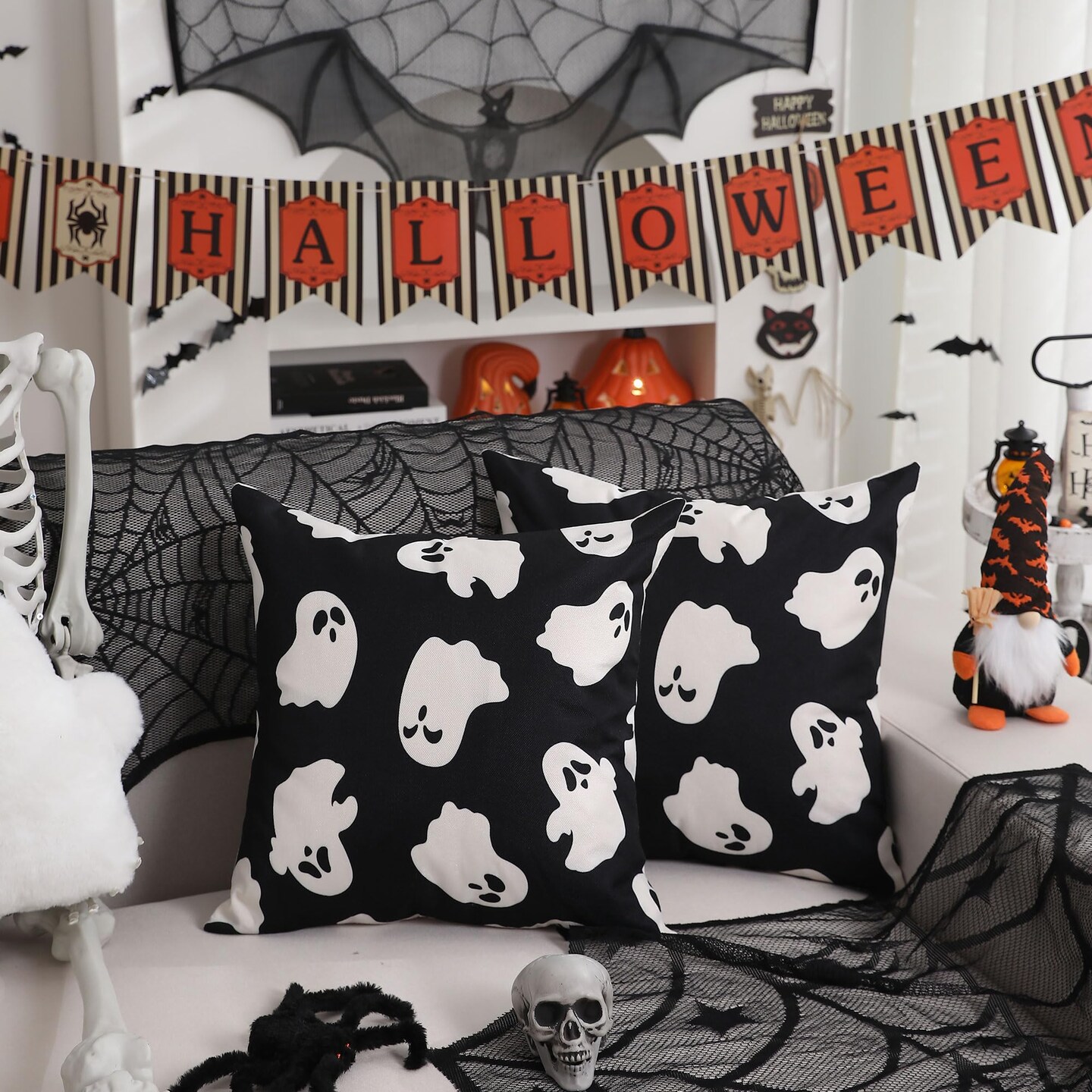 2 PiecesHalloween Pillow Covers 18x18 inch Happy Halloween White Ghost Decor Black Pillow Covers Happy Halloween Sofa Bed Outdoor Car Decoration TH-14A18