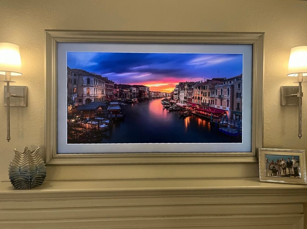 Handcrafted HD Flat Frame For Televisions, Decorative TV Frames, Made To Order Flat Screen TV Frames, Aesthetic Room Decor, Modern Accents