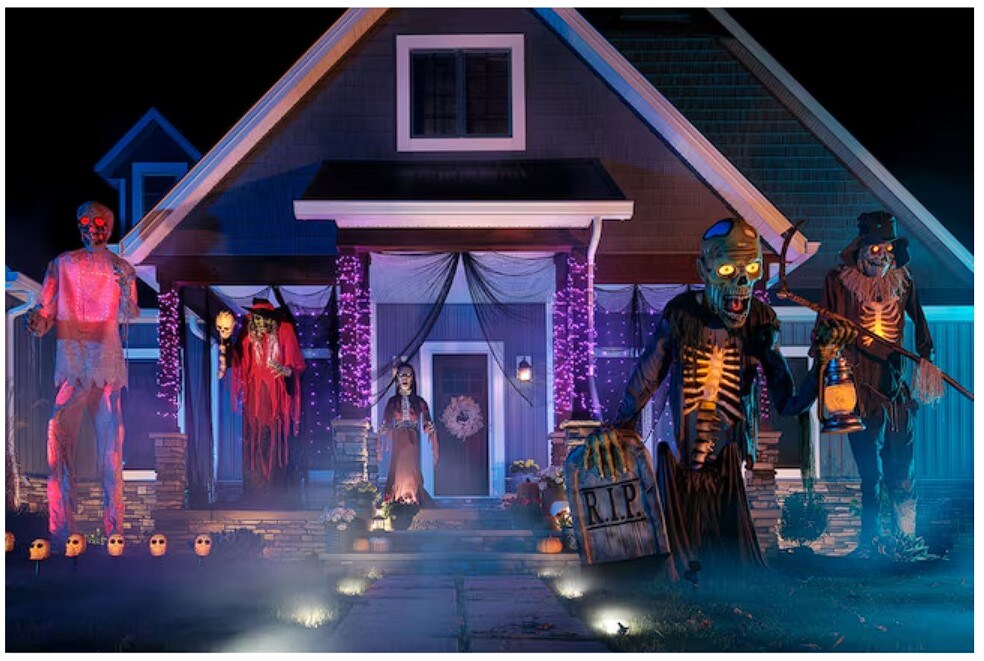 12-ft LED Lighted Mummy Halloween Animatronic