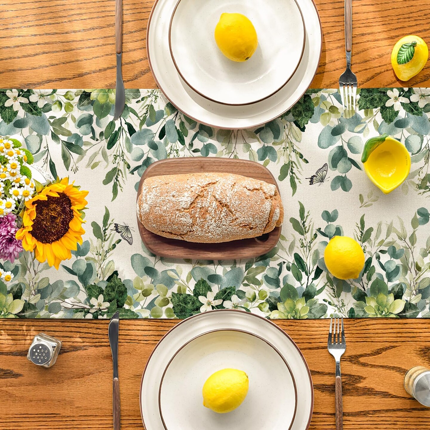 Green Flowers Floral Eucalyptus Summer Table Runner, Seasonal Spring Kitchen Dining Table Decoration for Home Party Decor